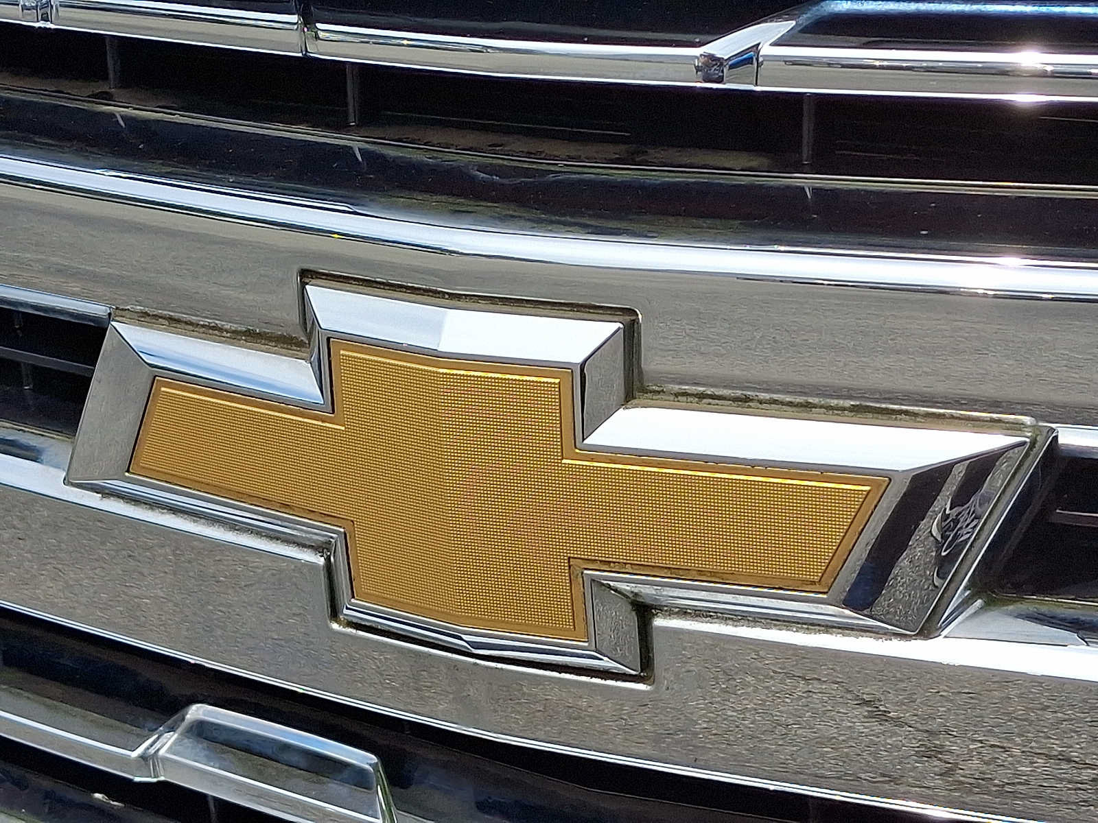 Used 2019 Chevrolet Silverado 1500 LTZ w/ LTZ Plus Package AWD/4WD image 29