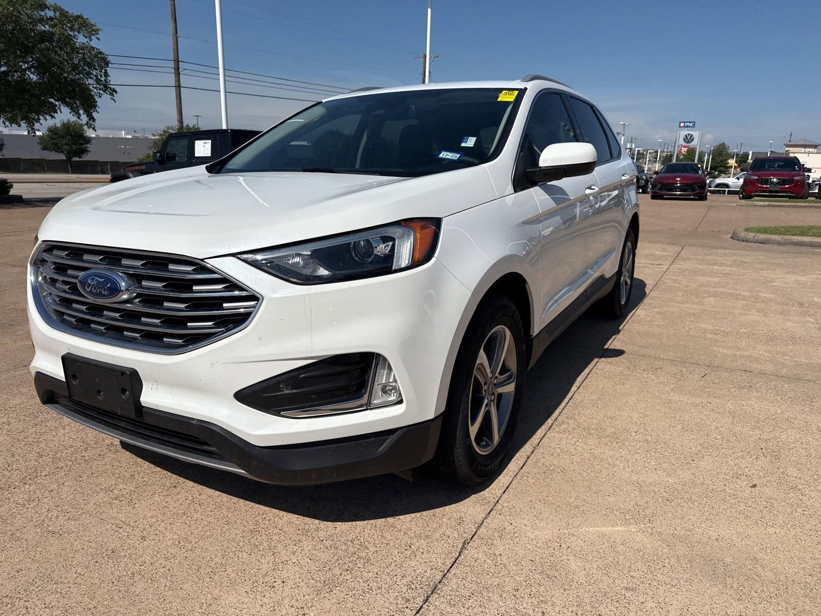 Used 2022 Ford Edge SEL w/ Convenience Package AWD/4WD image 3
