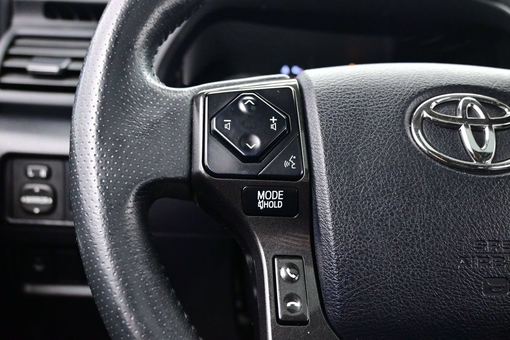 Used 2021 Toyota 4Runner Venture w/ Moonroof Package AWD/4WD image 47