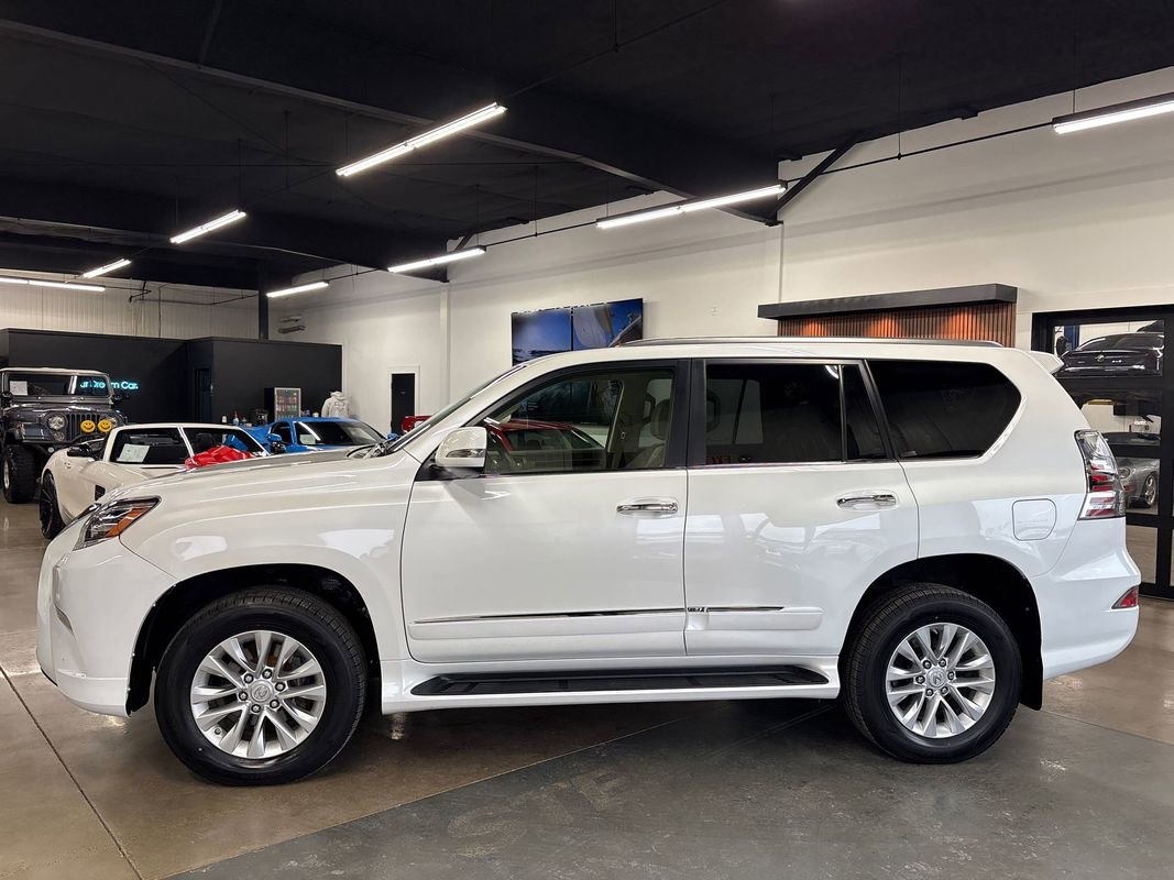 Used 2018 Lexus GX 460 image 5