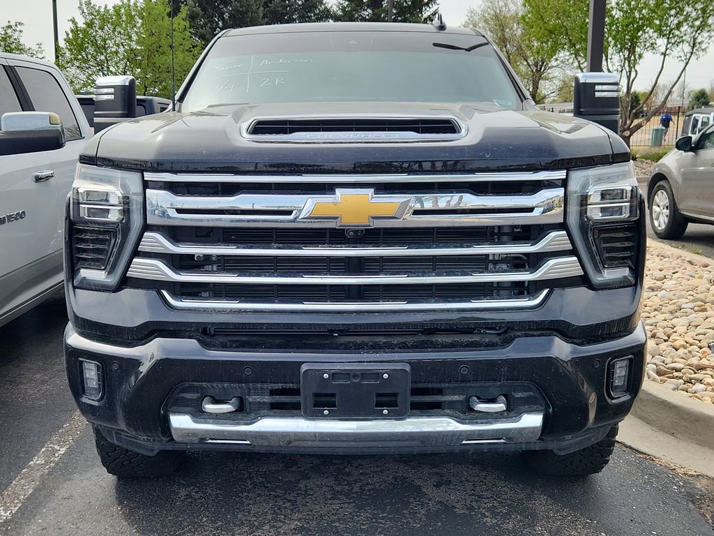 Used 2024 Chevrolet Silverado 2500 High Country w/ High Country Premium Package image 2