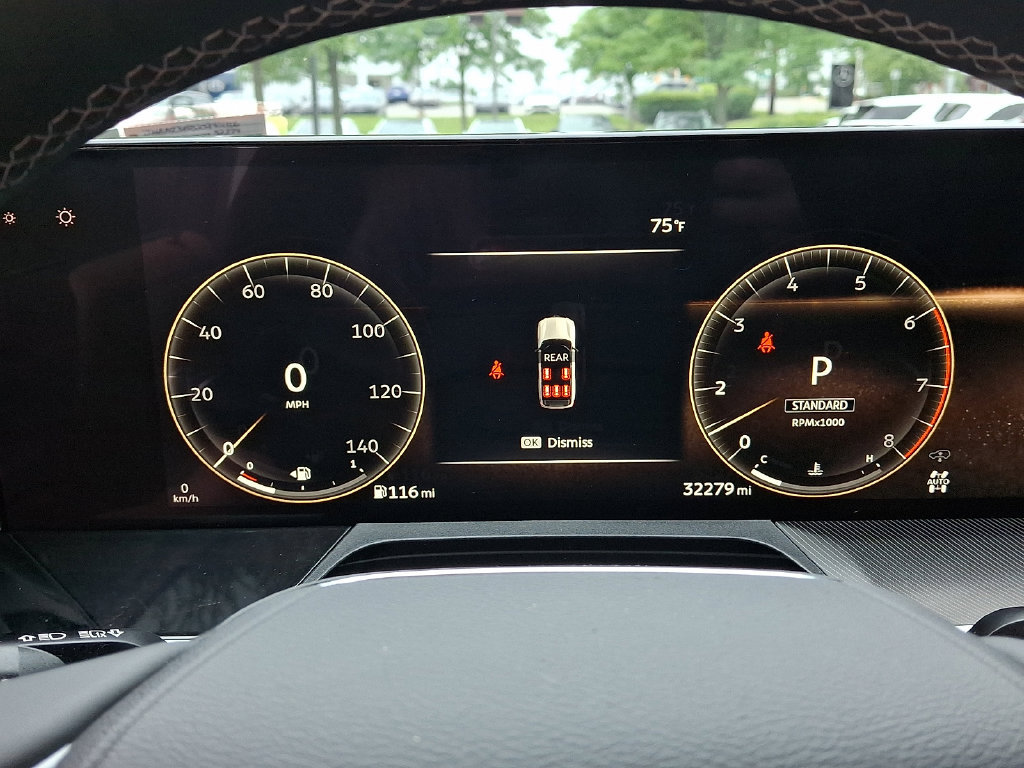 Used 2025 INFINITI QX80 Luxe AWD/4WD image 21