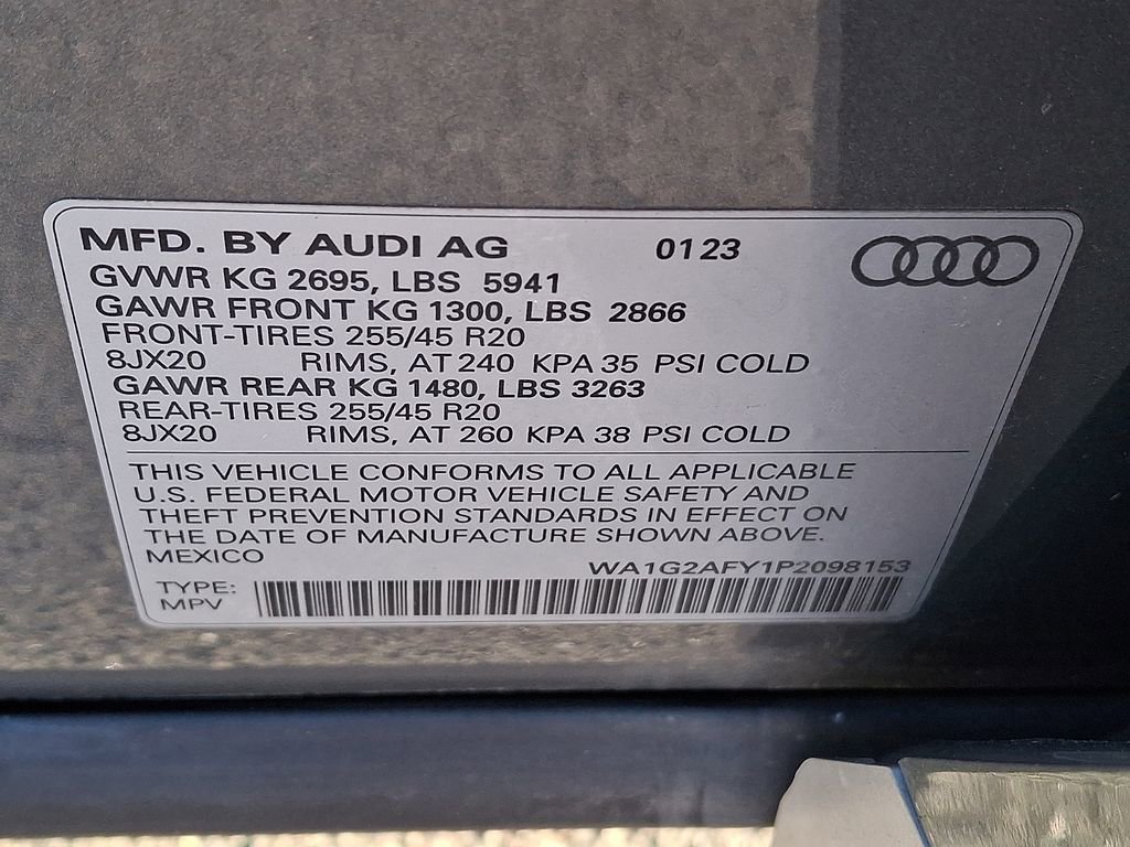 Used 2023 Audi Q5 e Premium w/ Convenience Package AWD/4WD image 24