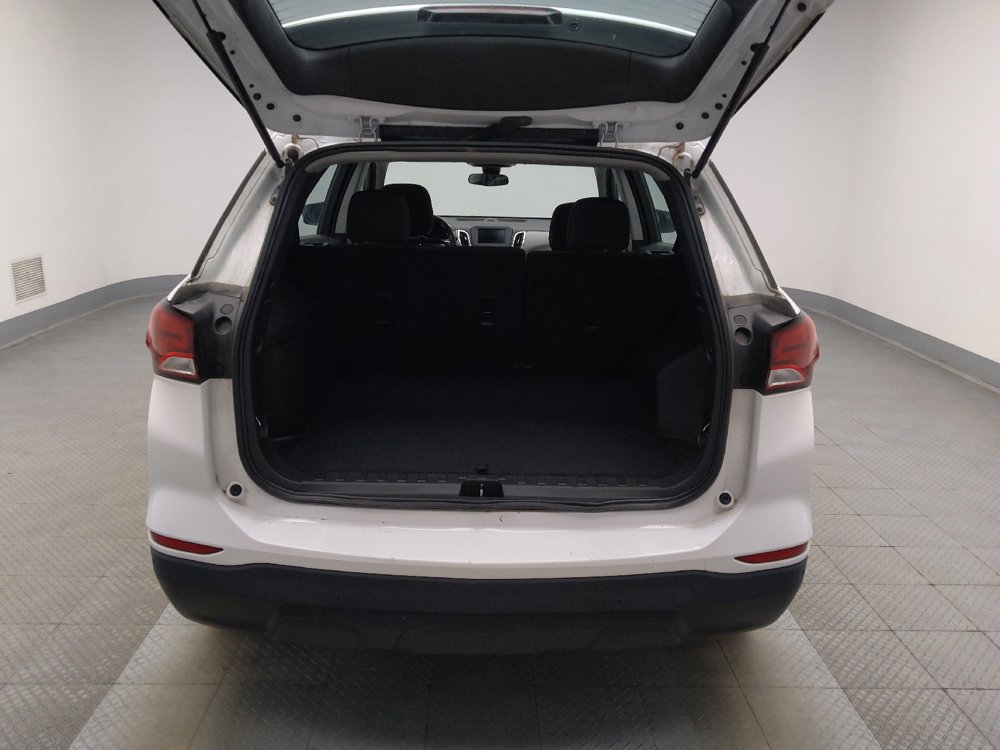 Used 2022 Chevrolet Equinox LS FWD image 29