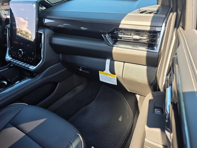New 2026 GMC Yukon XL Elevation AWD/4WD image 20
