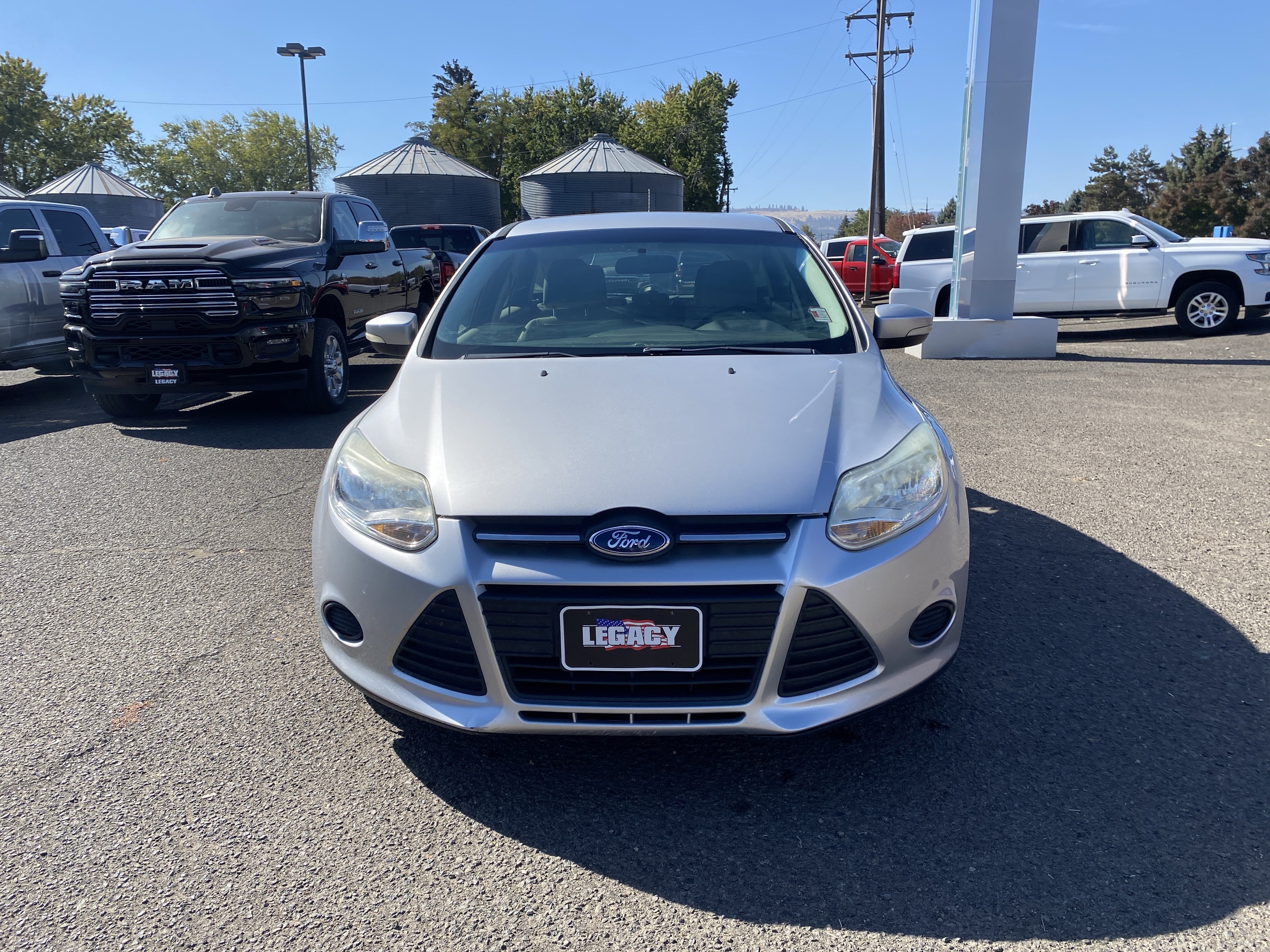 Used 2013 Ford Focus SE w/ SE Winter Pkg FWD image 8