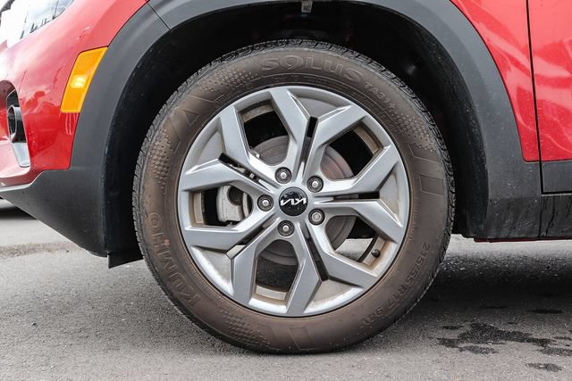 Certified 2024 Kia Seltos S FWD image 12
