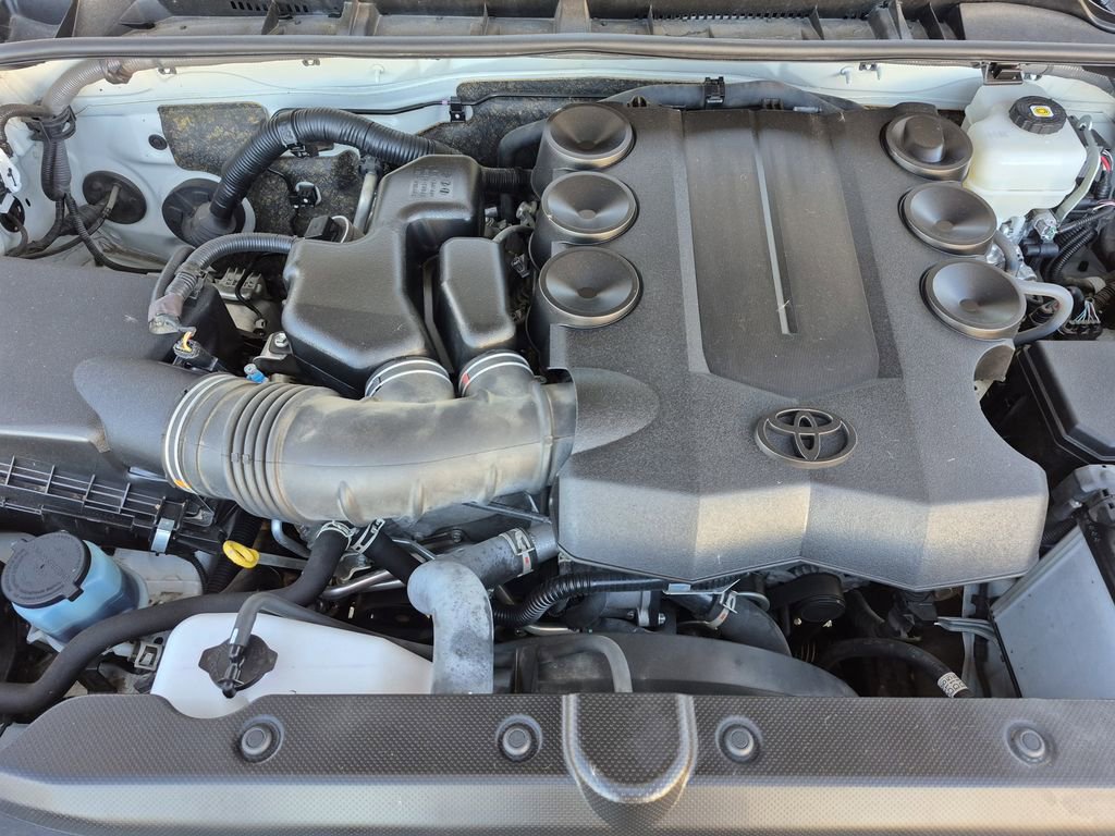 Used 2024 Toyota 4Runner SR5 image 16