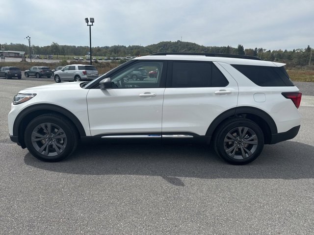 New 2025 Ford Explorer Active image 9