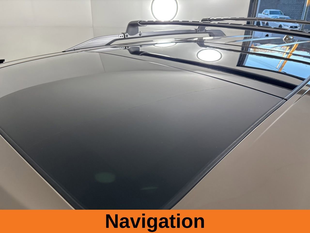 Used 2024 Nissan Pathfinder Platinum w/ Cargo Package image 11