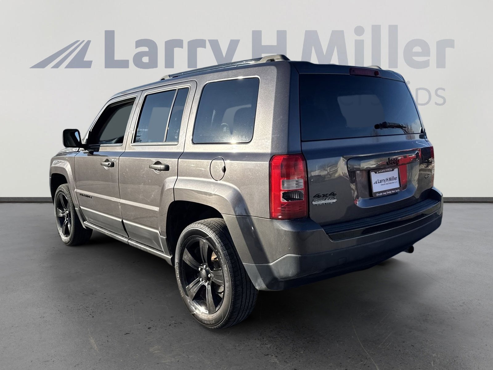 Used 2015 Jeep Patriot Sport w/ Power Value Group image 6