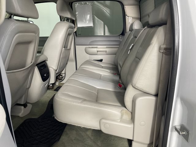 Used 2007 GMC Sierra 2500 SLE w/ Convenience Package AWD/4WD image 17