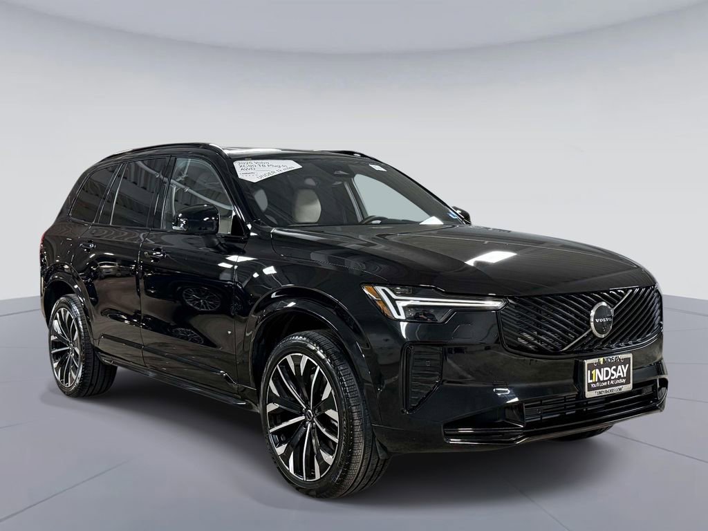 Used 2026 Volvo XC90 T8 Ultra w/ Protection Package AWD/4WD image 9