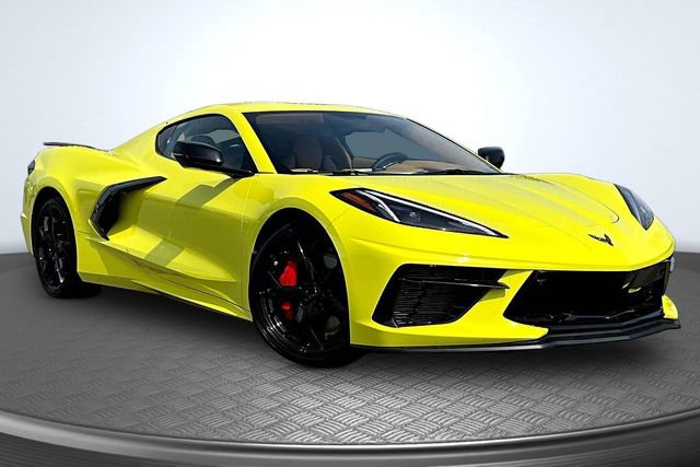 Used 2020 Chevrolet Corvette Stingray Premium Cpe w/ 3LT Preferred Equipment Group image 3