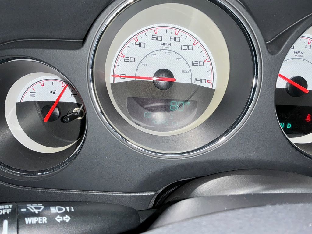 Used 2014 Dodge Challenger SXT w/ Super Sport Group (SS/T) RWD image 22