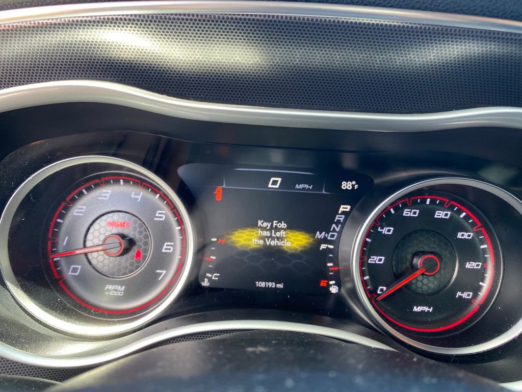 Used 2017 Dodge Charger SXT RWD image 15