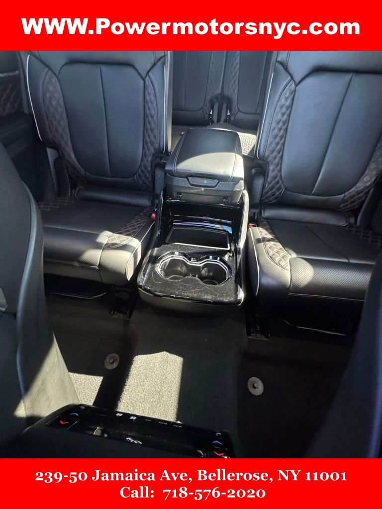 Used 2022 Jeep Grand Cherokee L Summit w/ Advanced Protech Group IV RWD image 31