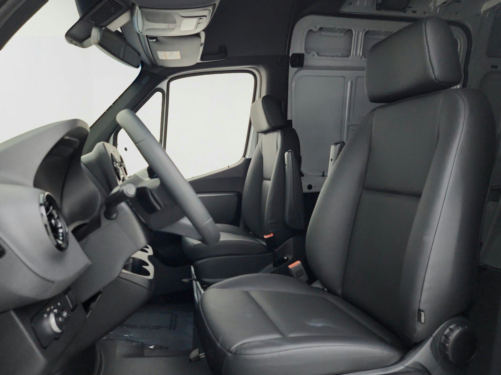 New 2025 Mercedes-Benz Sprinter 2500 image 17