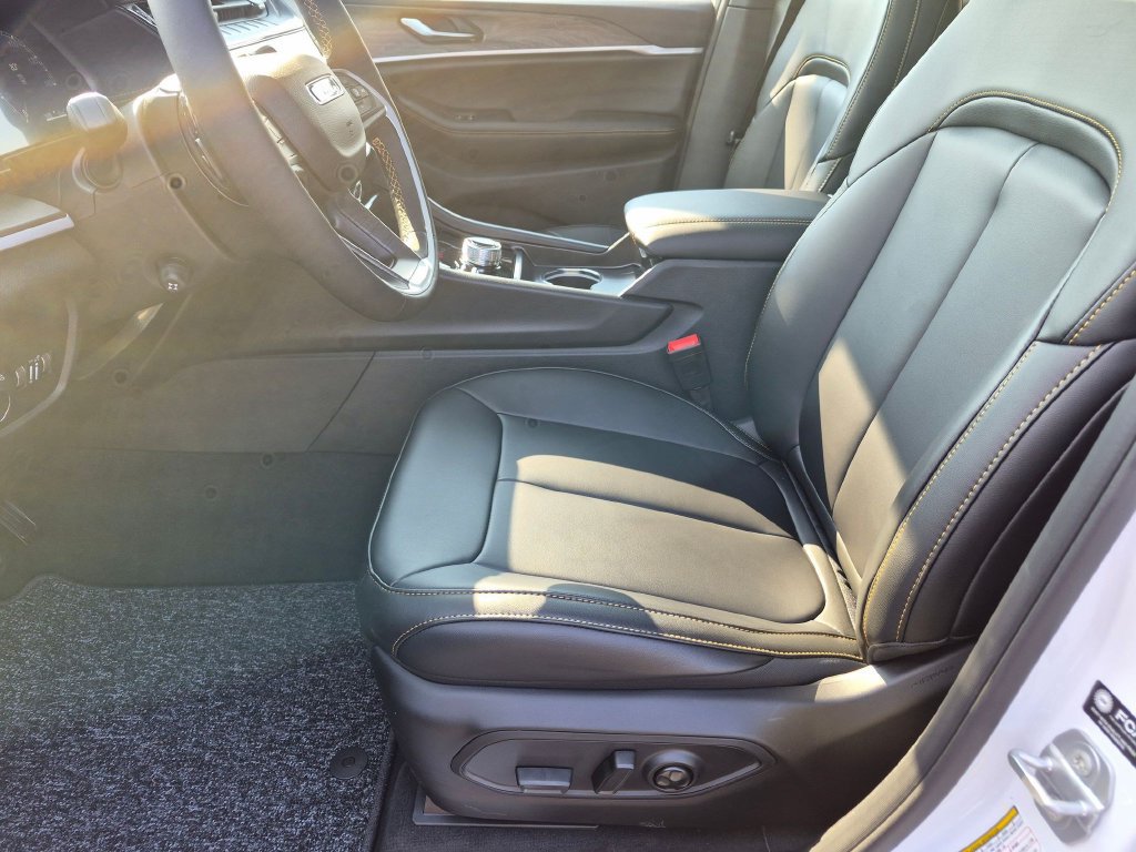 New 2026 Jeep Grand Cherokee Limited AWD/4WD image 12
