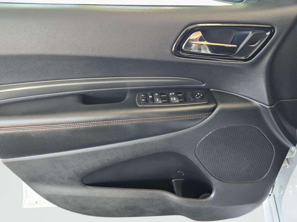 Used 2025 Dodge Durango GT AWD/4WD image 32