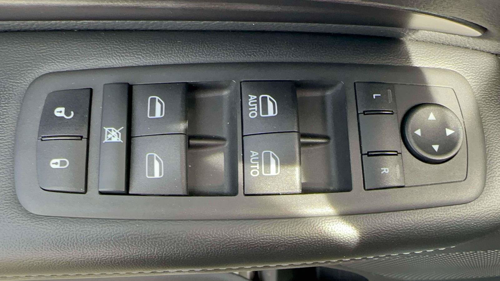 Used 2023 Dodge Durango SXT Launch Edition AWD/4WD image 14