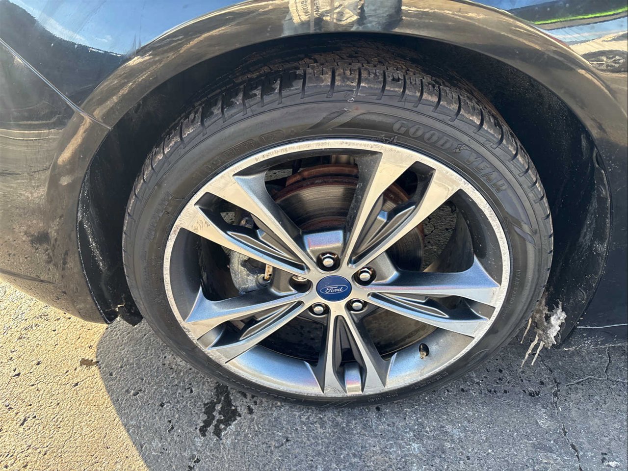 Used 2020 Ford Fusion Titanium image 22