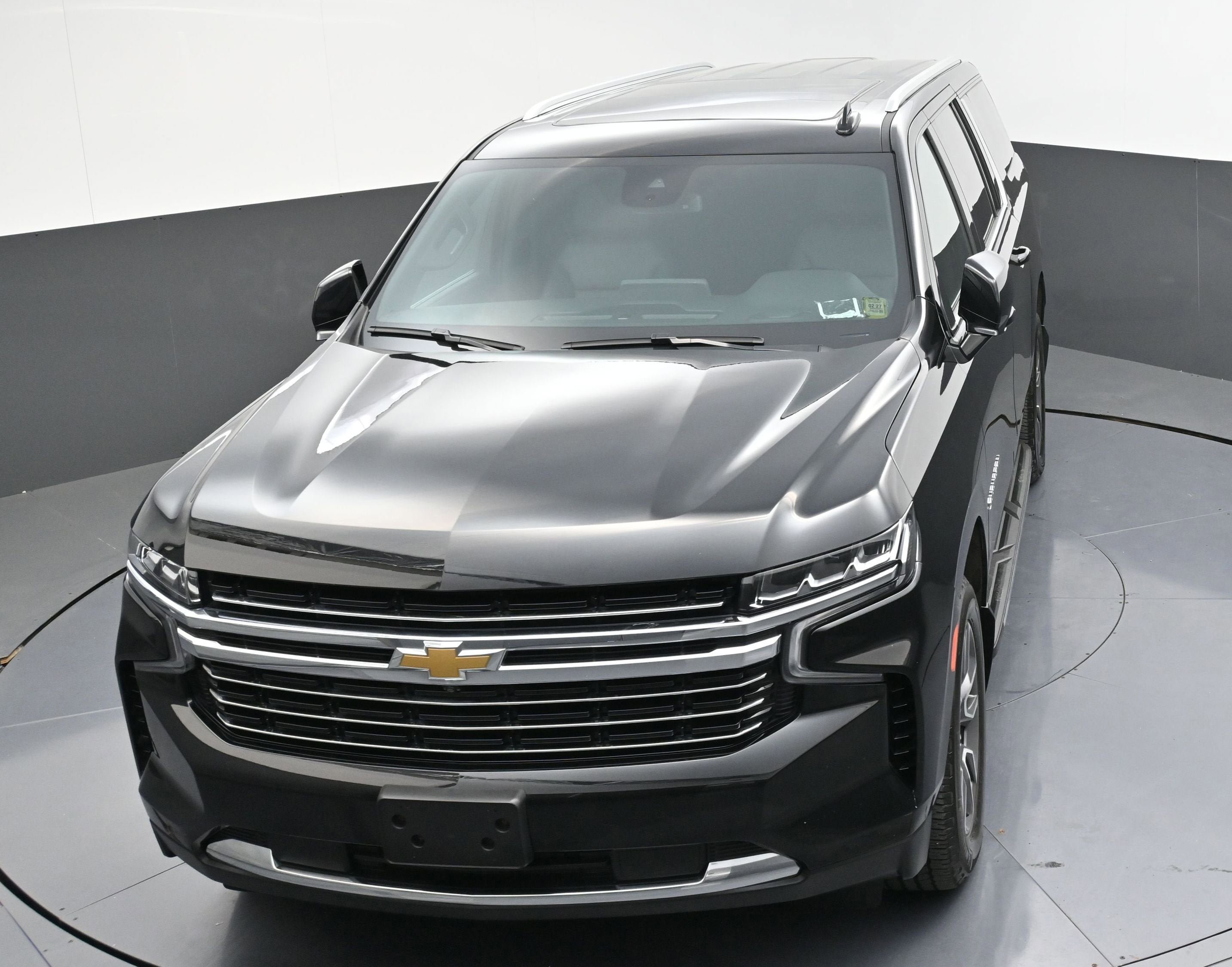 Used 2023 Chevrolet Suburban LT w/ Luxury Package AWD/4WD image 53