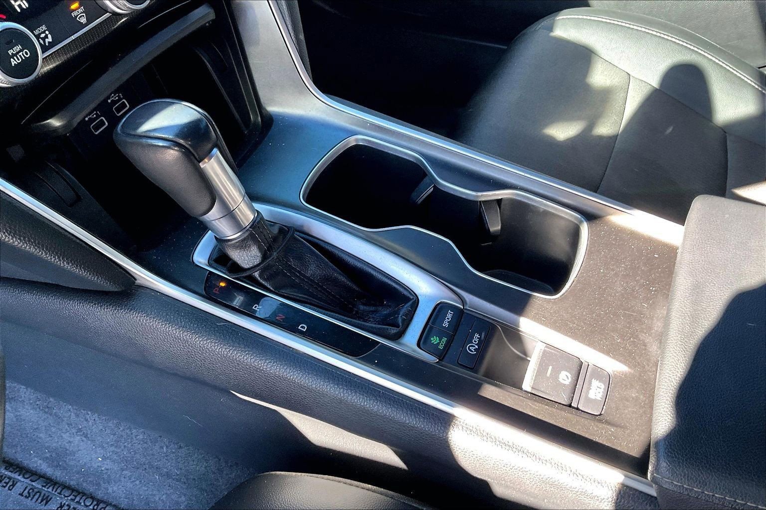 Used 2022 Honda Accord Sport image 13