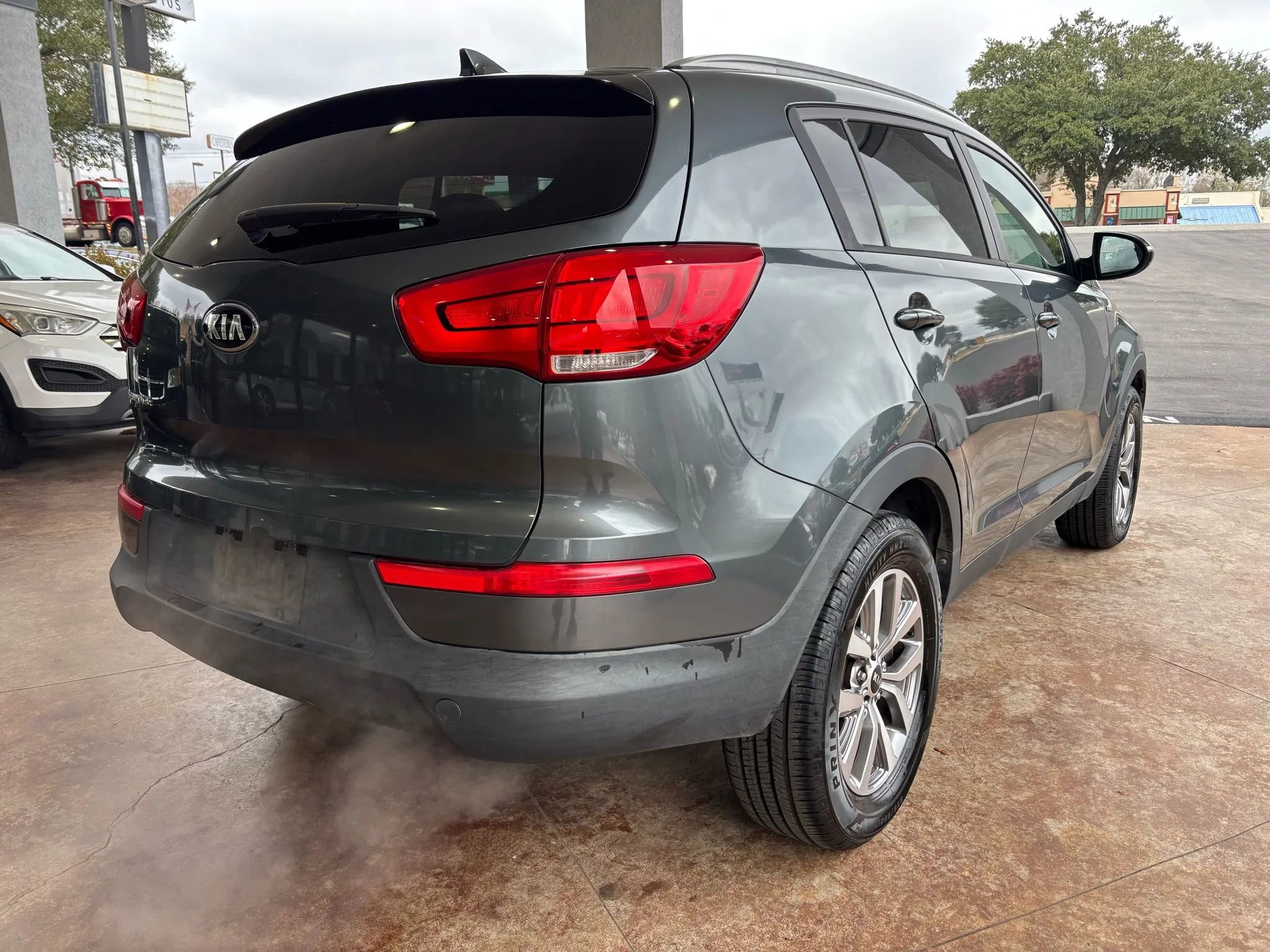 Used 2015 Kia Sportage LX image 6