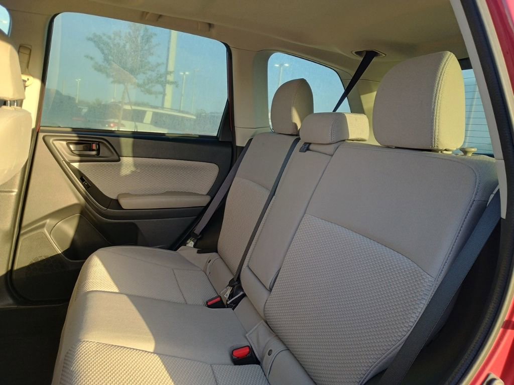 Used 2018 Subaru Forester 2.5i Premium w/ All-Weather Package image 17