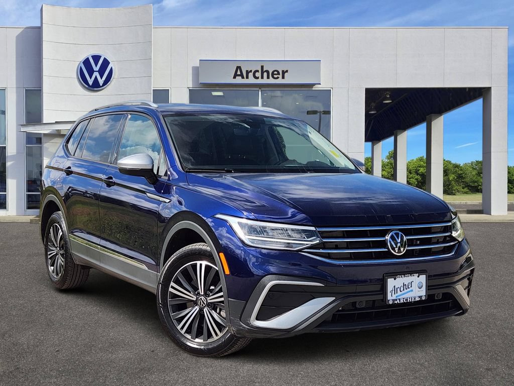 Certified 2024 Volkswagen Tiguan Wolfsburg Edition AWD/4WD image 1