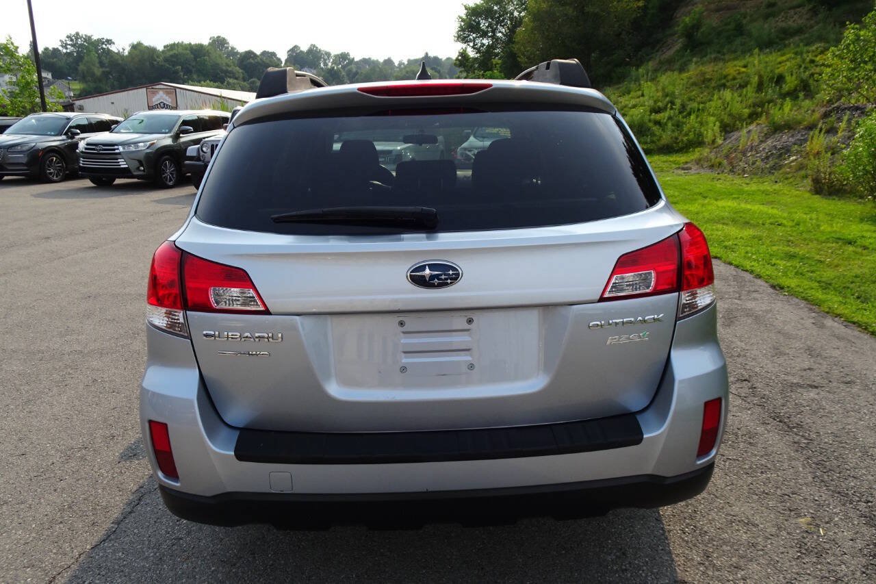 Used 2014 Subaru Outback 2.5i Premium w/ Accessory Value Package (OYX) AWD/4WD image 7