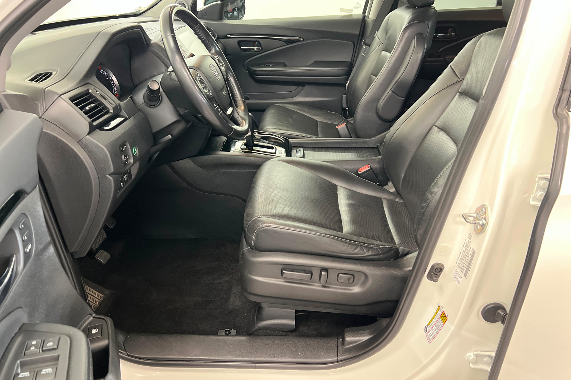 Used 2019 Honda Ridgeline RTL-E image 17