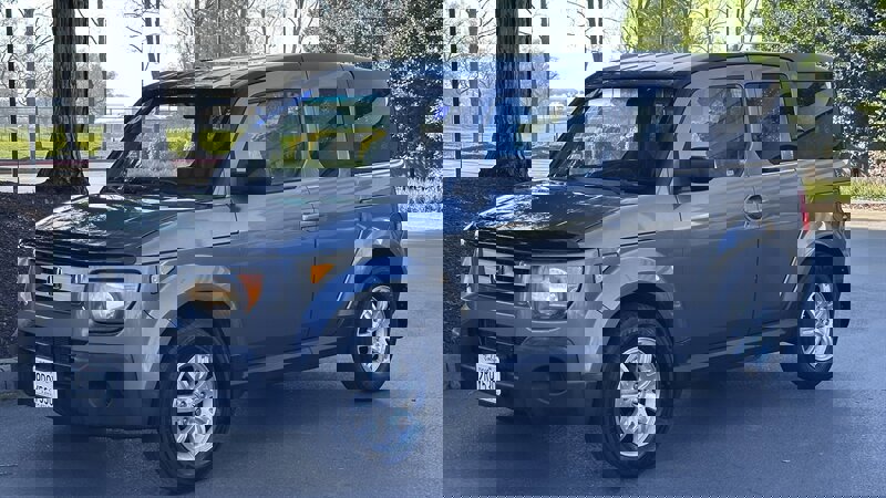 Used 2008 Honda Element EX image 2