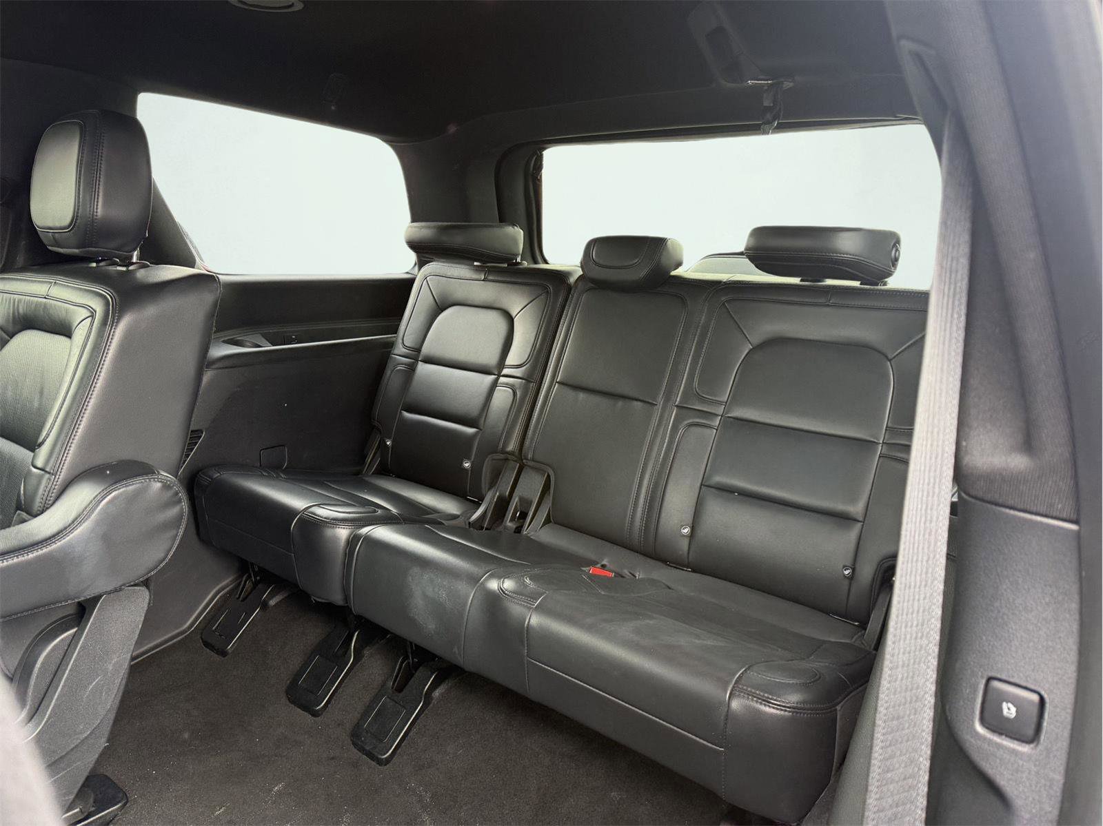 Used 2024 Lincoln Navigator Reserve image 24