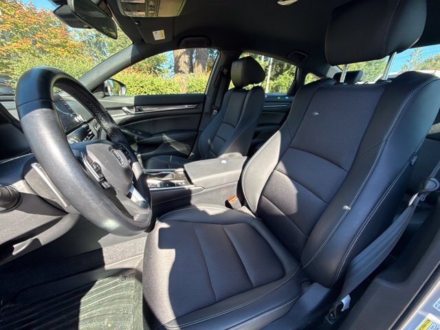 Used 2022 Honda Accord Sport image 6