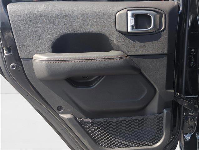 Used 2022 Jeep Wrangler Unlimited Rubicon w/ Dual Top Group image 17