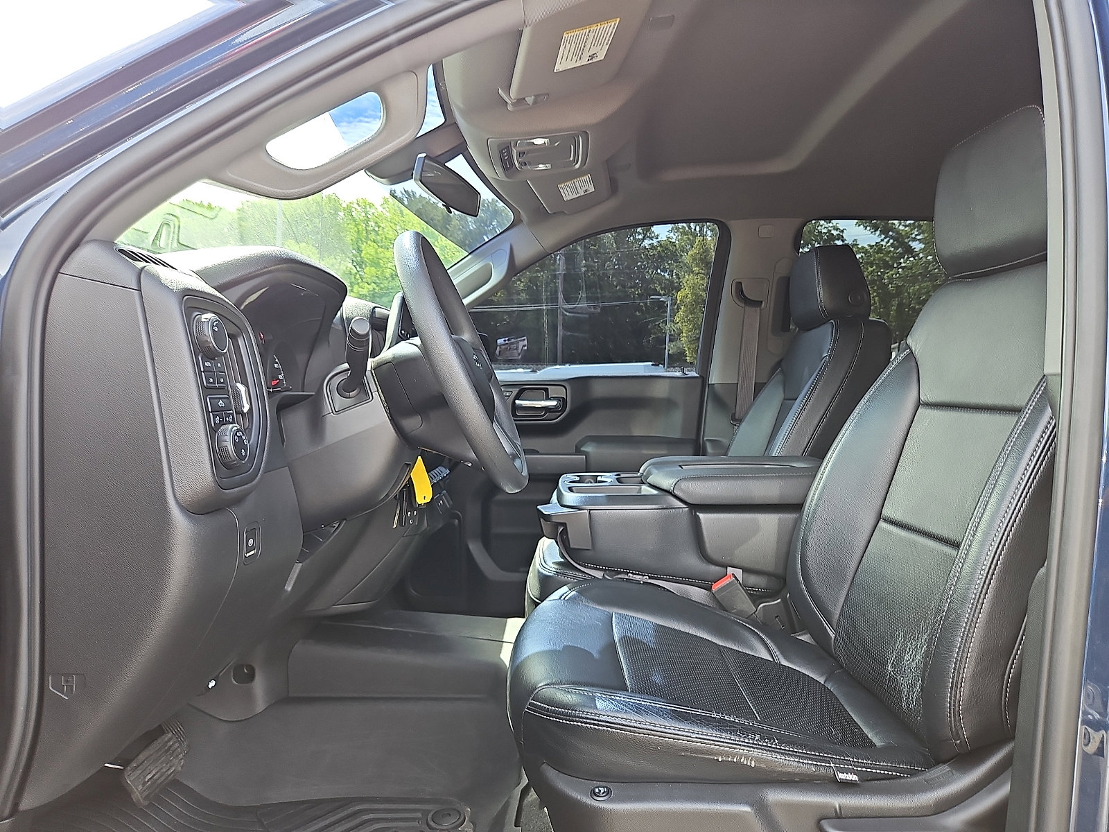 Used 2022 Chevrolet Silverado 1500 Custom Trail Boss AWD/4WD image 13