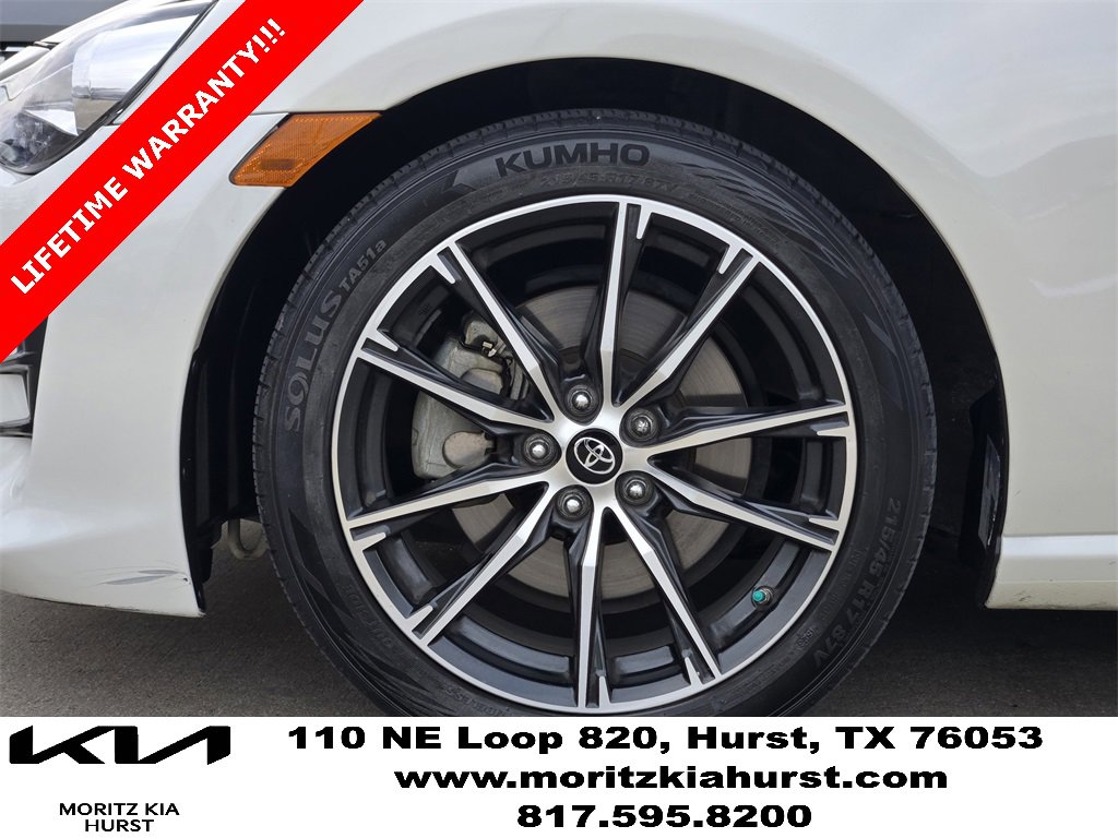 Used 2020 Toyota 86 image 17