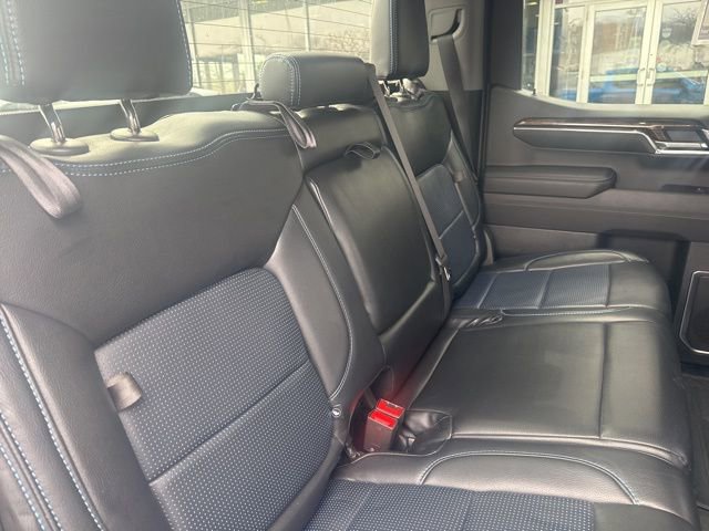 Used 2023 GMC Sierra 1500 Elevation image 25