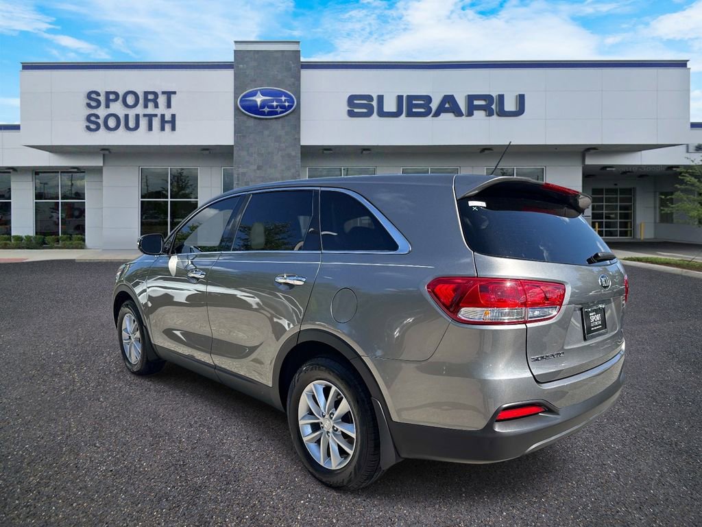 Used 2017 Kia Sorento L FWD image 5