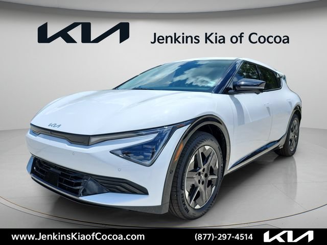 New 2026 Kia EV6 Wind RWD image 11