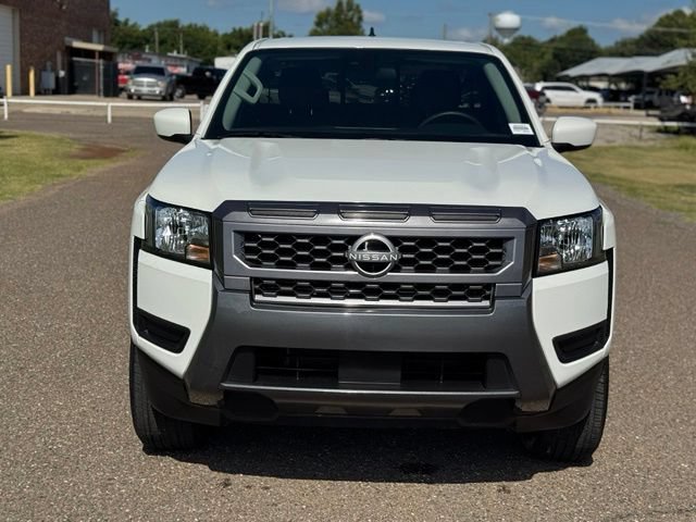 Used 2025 Nissan Frontier SV RWD image 2