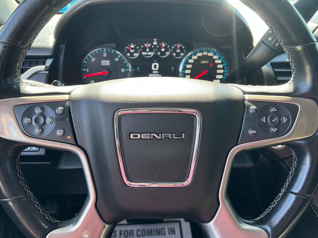 Used 2020 GMC Yukon XL Denali w/ Denali Ultimate Package AWD/4WD image 34