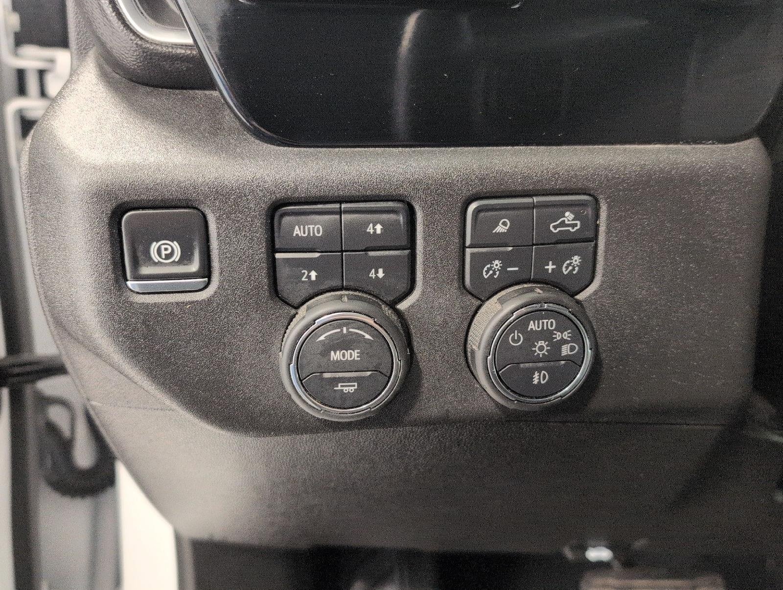 Certified 2025 Chevrolet Silverado 2500 LTZ w/ LTZ Plus Package AWD/4WD image 10
