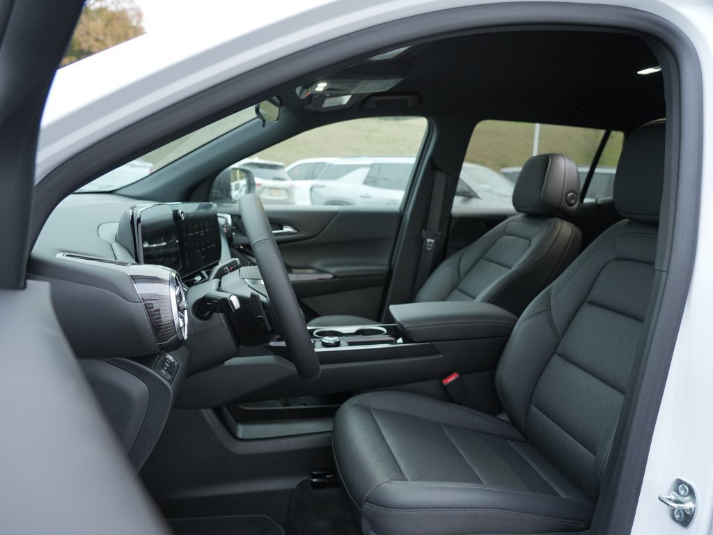 New 2027 Chevrolet Equinox LT w/ Convenience Package II AWD/4WD image 7