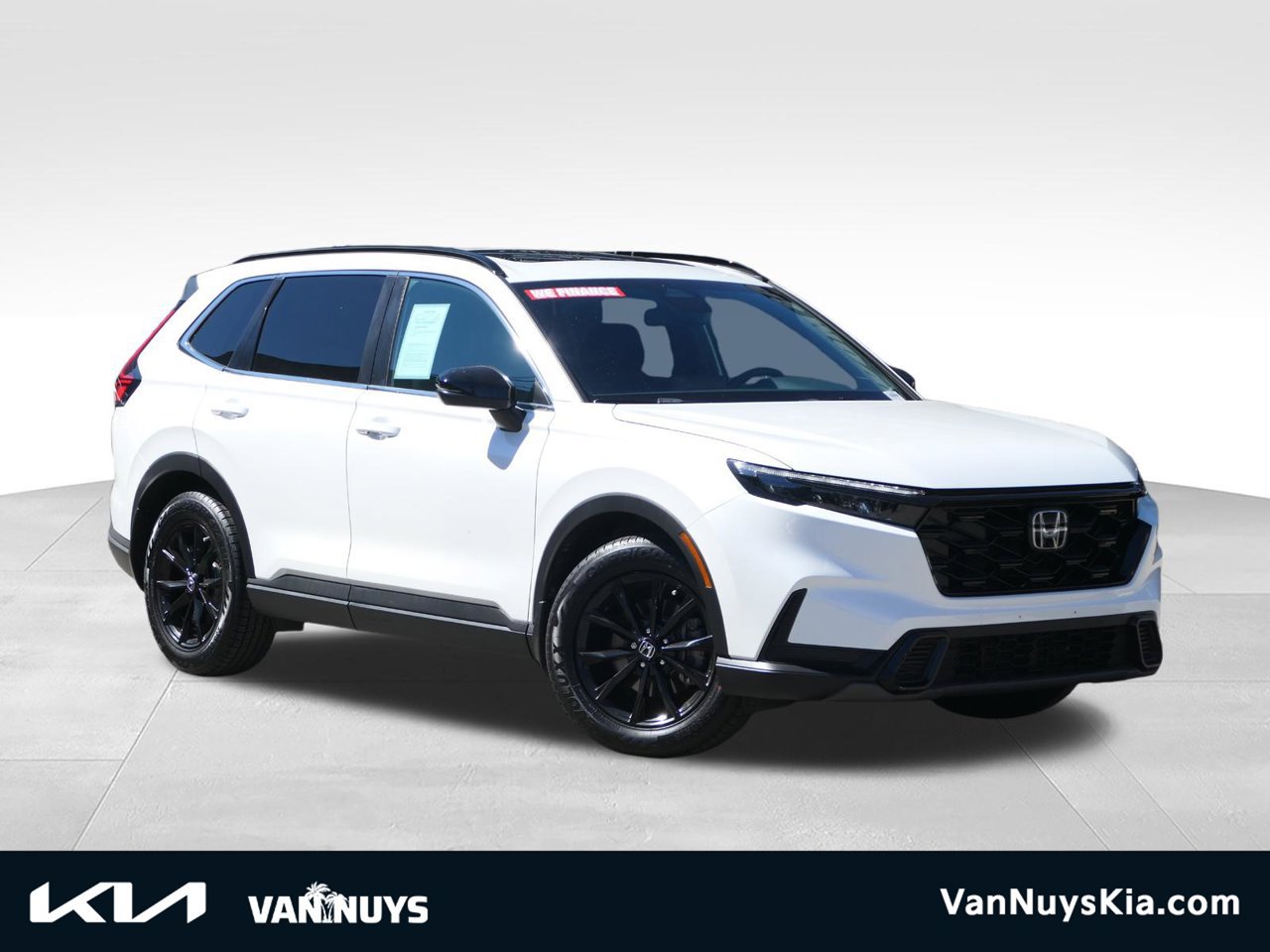 Used 2025 Honda CR-V Sport image 1