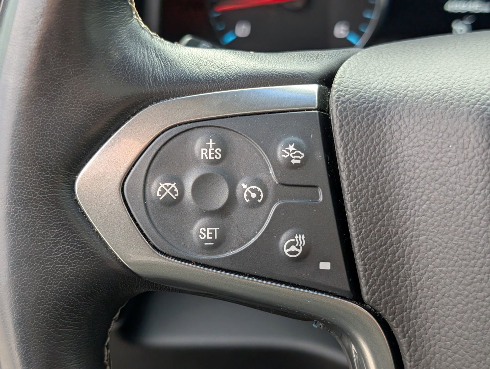 Used 2019 Chevrolet Suburban Premier image 25