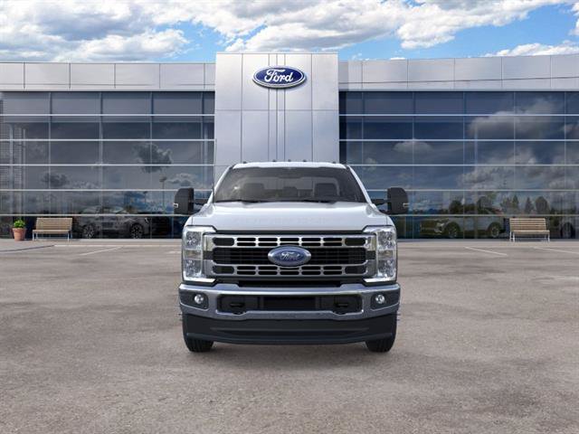New 2026 Ford F350 XL w/ XL Chrome Package AWD/4WD image 8
