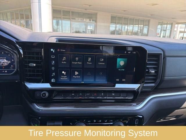Used 2025 Chevrolet Silverado 1500 RST AWD/4WD image 25